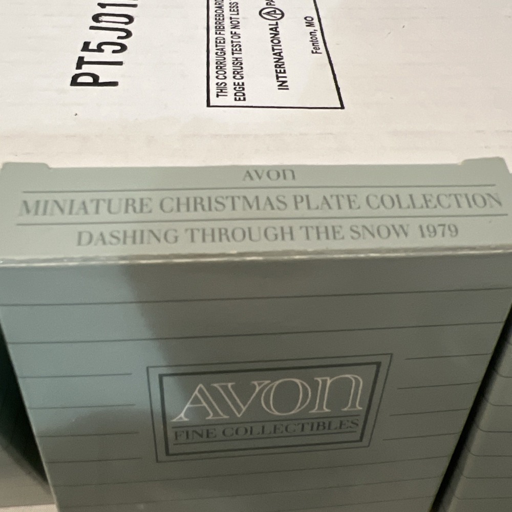 1989‎ Avon Christmas Mini Plate Ornaments Box Lot Of 3 1978, 1970, 1980 Vintage - Picture 4 of 8